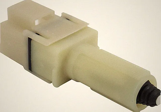 2004-12 Colorado Canyon 2006 i-280 2007-08 i-290 i-350 i-370 Brake Light Switch