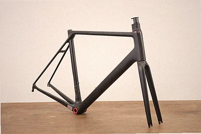 2020 L (Large) Canyon Ultimate CF EVO Carbon Rim Brake Road Frameset