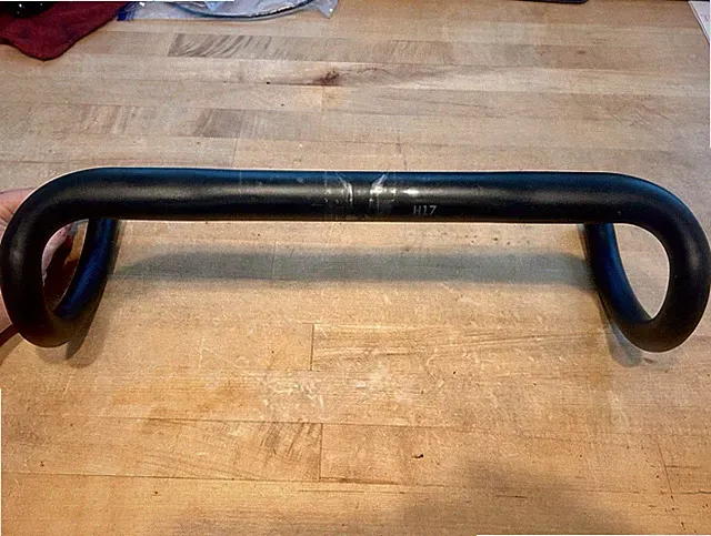 Canyon H17 Aluminum Alloy Handlebar - 31.8 - 420 MM / 42 CM