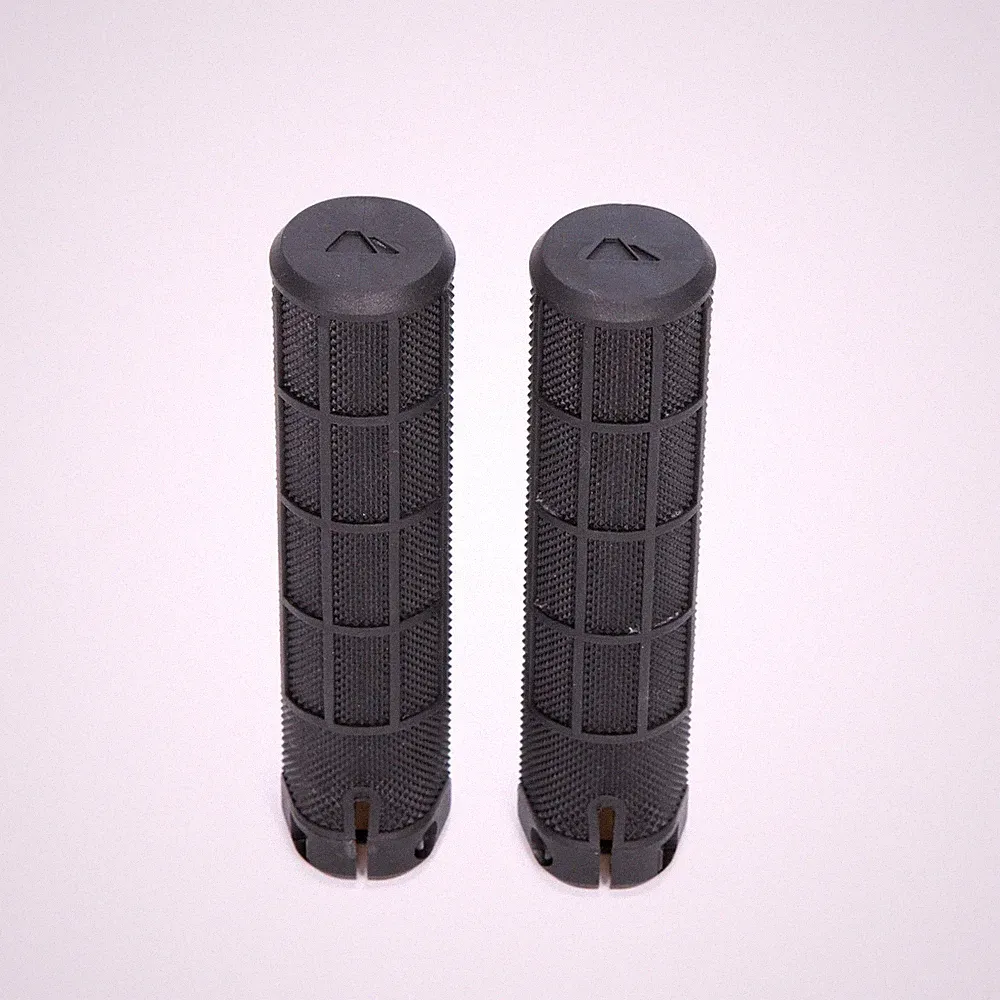 Canyon Lock-on Hand Grip Mountain Bike MTB BMX Handlebar Grip - Black