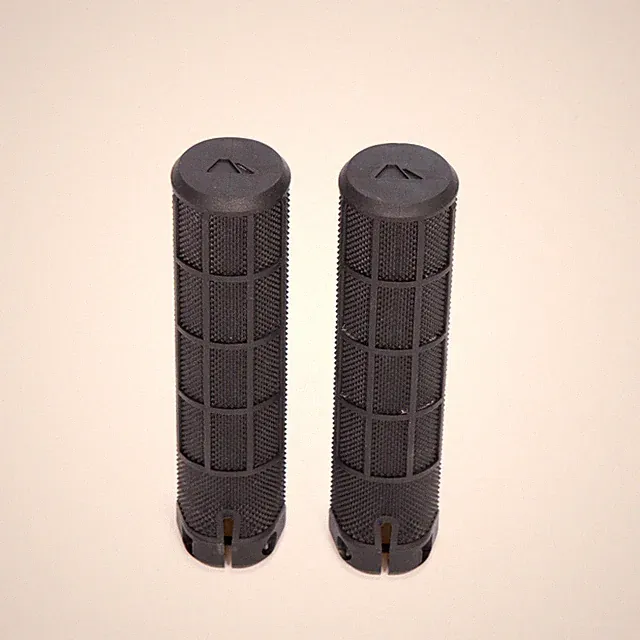 Canyon Lock-on Hand Grip Mountain Bike MTB Handlebar Grip - Black