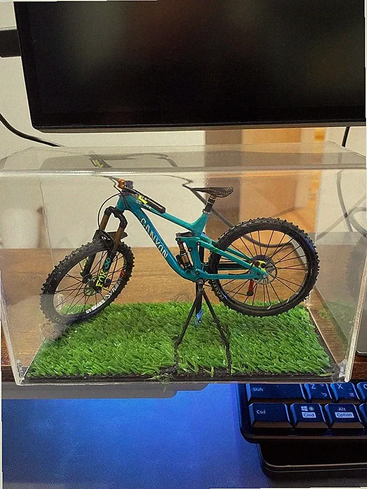 CANYON mountain bike minicar #32b1da