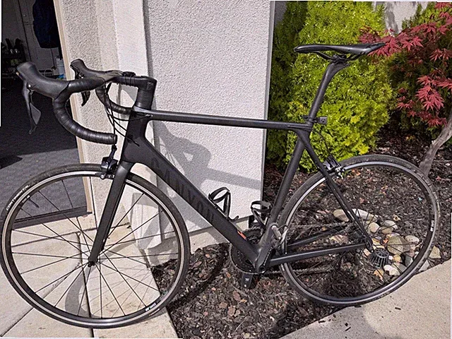Canyon Ultimate CF SL 8.0 Road Bike - Size Large w/ Ultegra - $2999